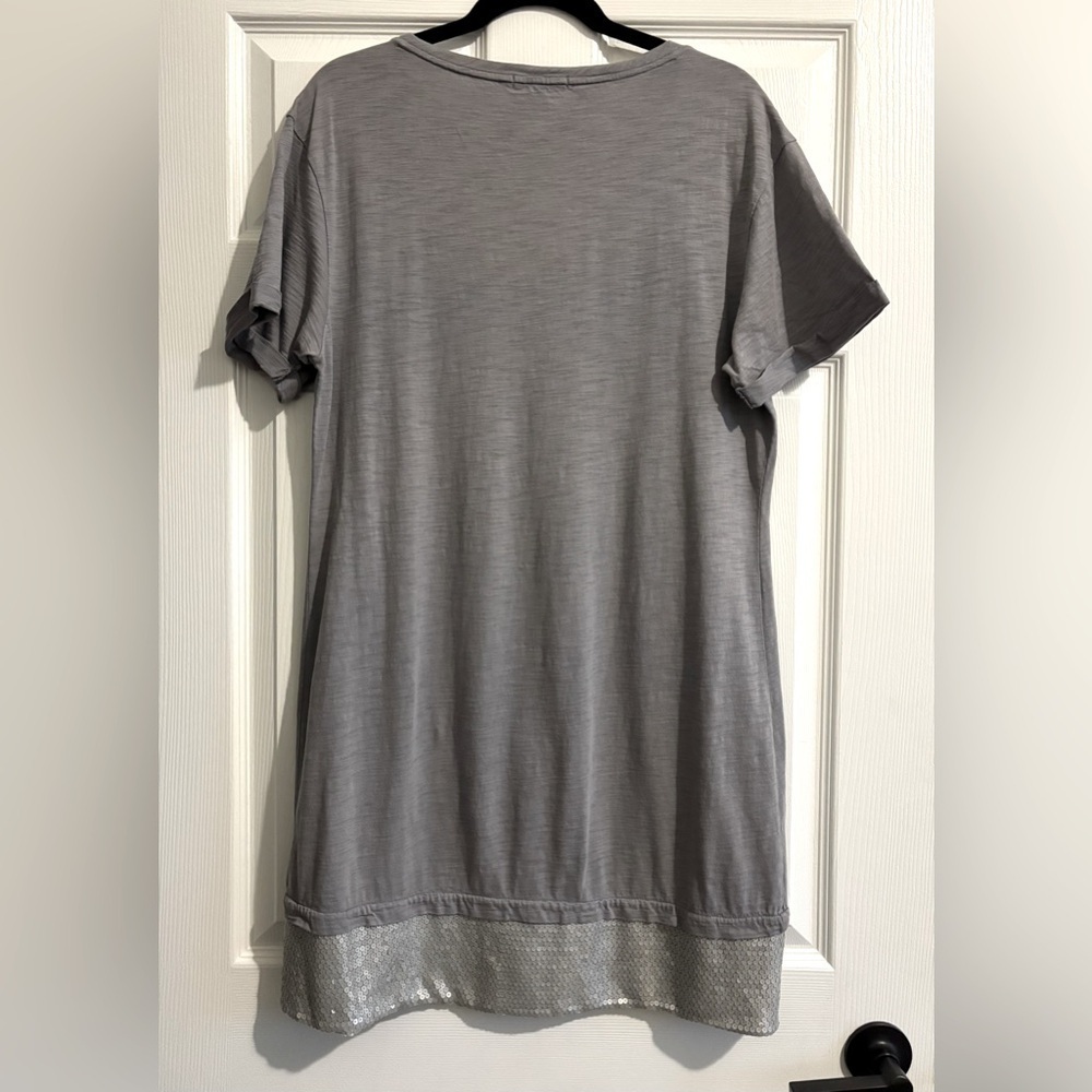 Banana Republic Gray Short Sleeve Dress with Silver sequin Trim - Picture 2 of 6
